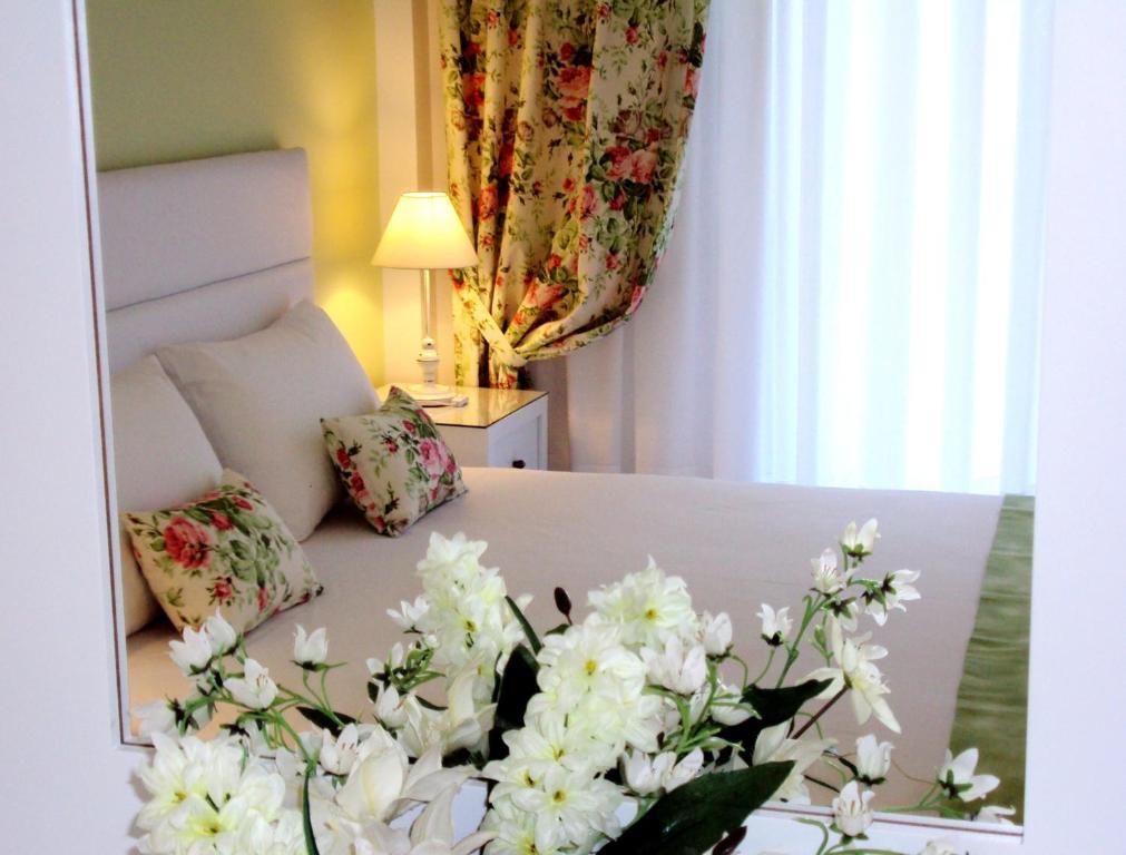 Villa Kiza Apartments 아기아 트리아스 외부 사진