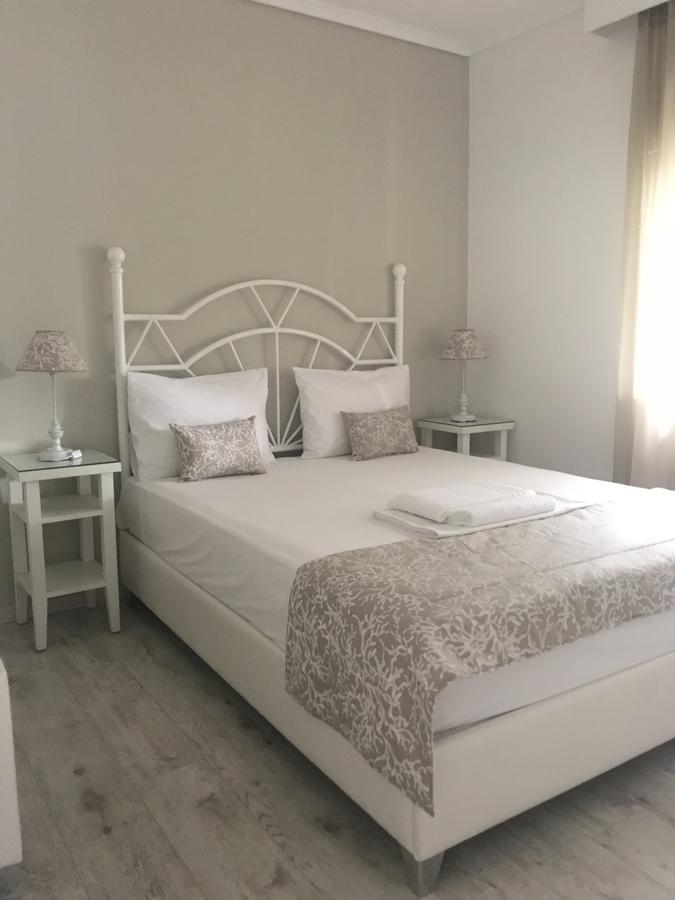 Villa Kiza Apartments 아기아 트리아스 외부 사진